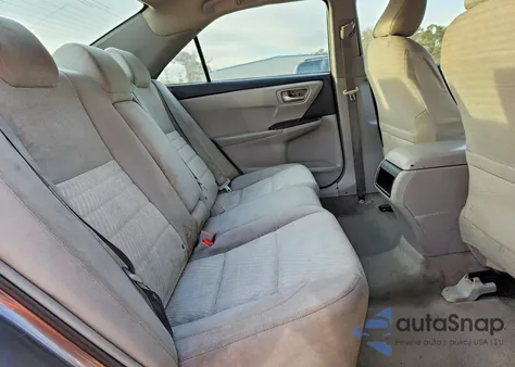 2015 Toyota Camry Le z USA, uszkodzony, nr VIN 4T4BF1FK7FR460877